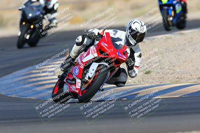 media/Jun-06-2021-TrackXperience (Sun) [[3a8160f73f]]/Level 2/Turn 11 (820am)/